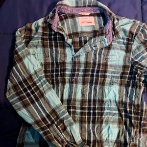 Mens size L urban pipeline button down shirt